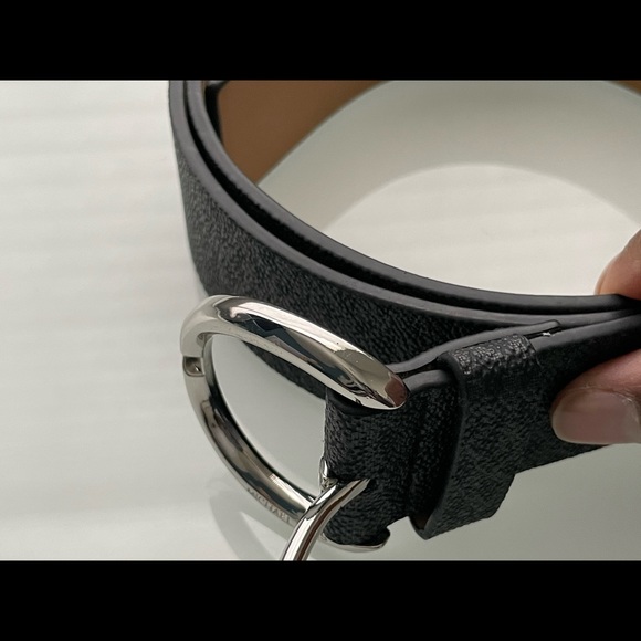 Logo Print Belt - Picture 2 of 6